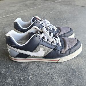 2009 Nike Delta Force